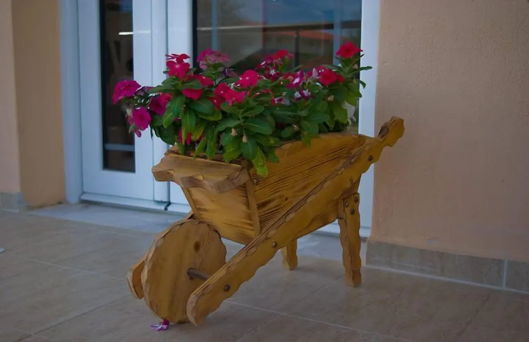Decauville Hotel-1